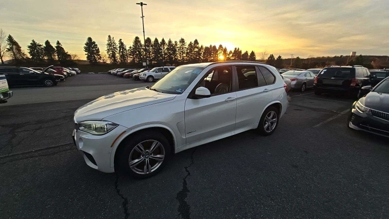 BMW X5 50IMPACK* LANEASSIST* HEADUP* PANO, снимка 1 - Автомобили и джипове - 48165181