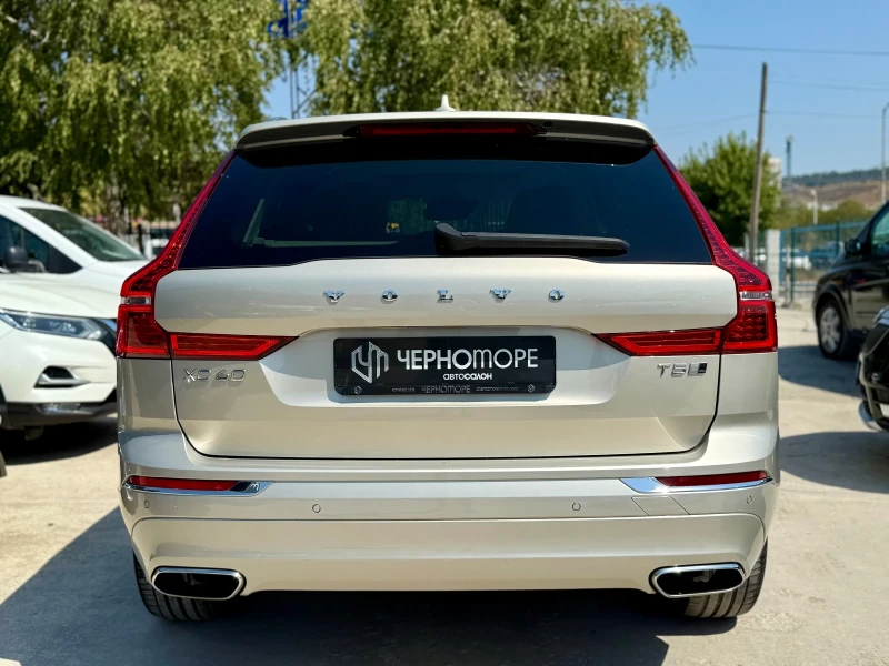 Volvo XC60 2.0 T5 AWD Inscription FULL, снимка 5 - Автомобили и джипове - 51420279