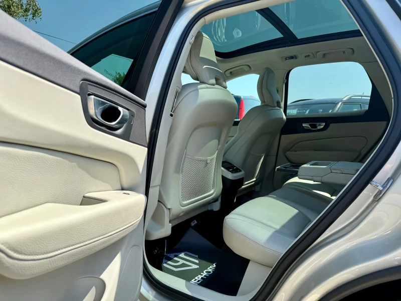 Volvo XC60 2.0 T5 AWD Inscription FULL, снимка 12 - Автомобили и джипове - 51420279