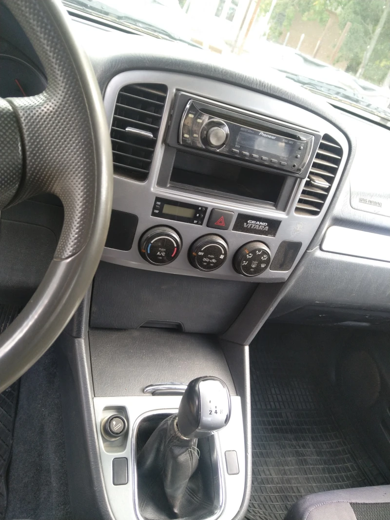 Suzuki Grand vitara, снимка 9 - Автомобили и джипове - 52117744