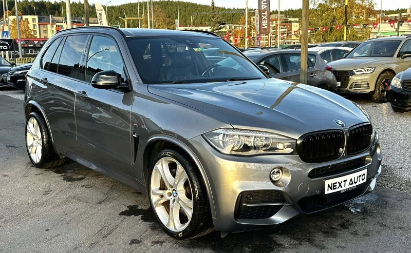 BMW X5 M 50D 381HP HUD DISTRONIC BLIND SPOT LANE ASSIST, снимка 3 - Автомобили и джипове - 53003998