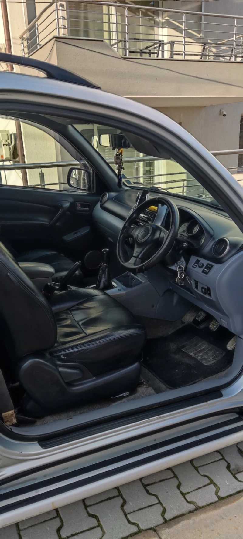 Toyota Rav4, снимка 13 - Автомобили и джипове - 53393856
