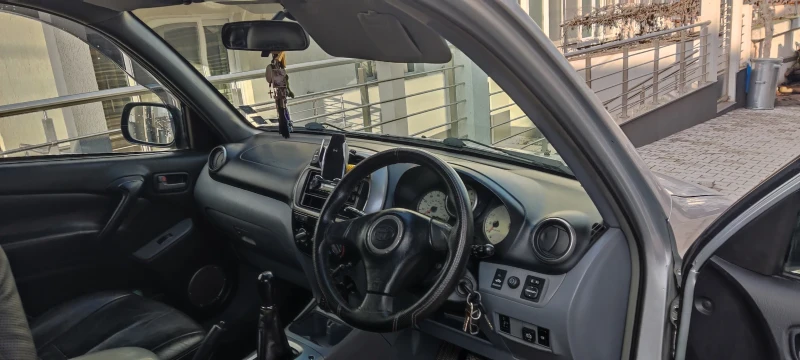 Toyota Rav4, снимка 10 - Автомобили и джипове - 53393856