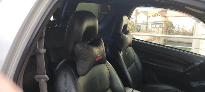 Toyota Rav4, снимка 11 - Автомобили и джипове - 53393856