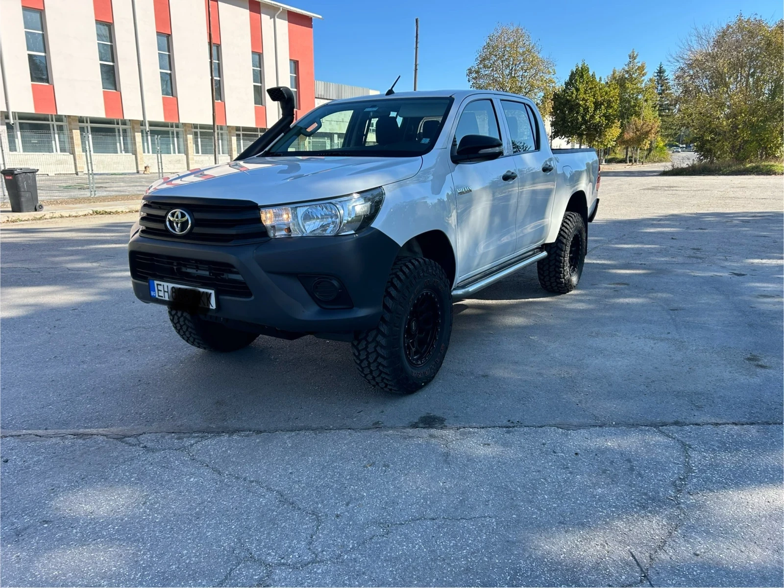 Toyota Hilux Revo - изображение 9