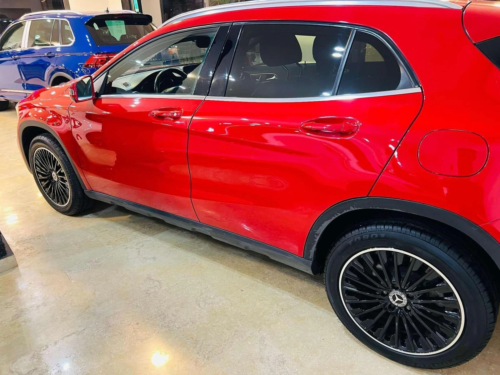 Mercedes-Benz GLA 250 2.5 - изображение 5