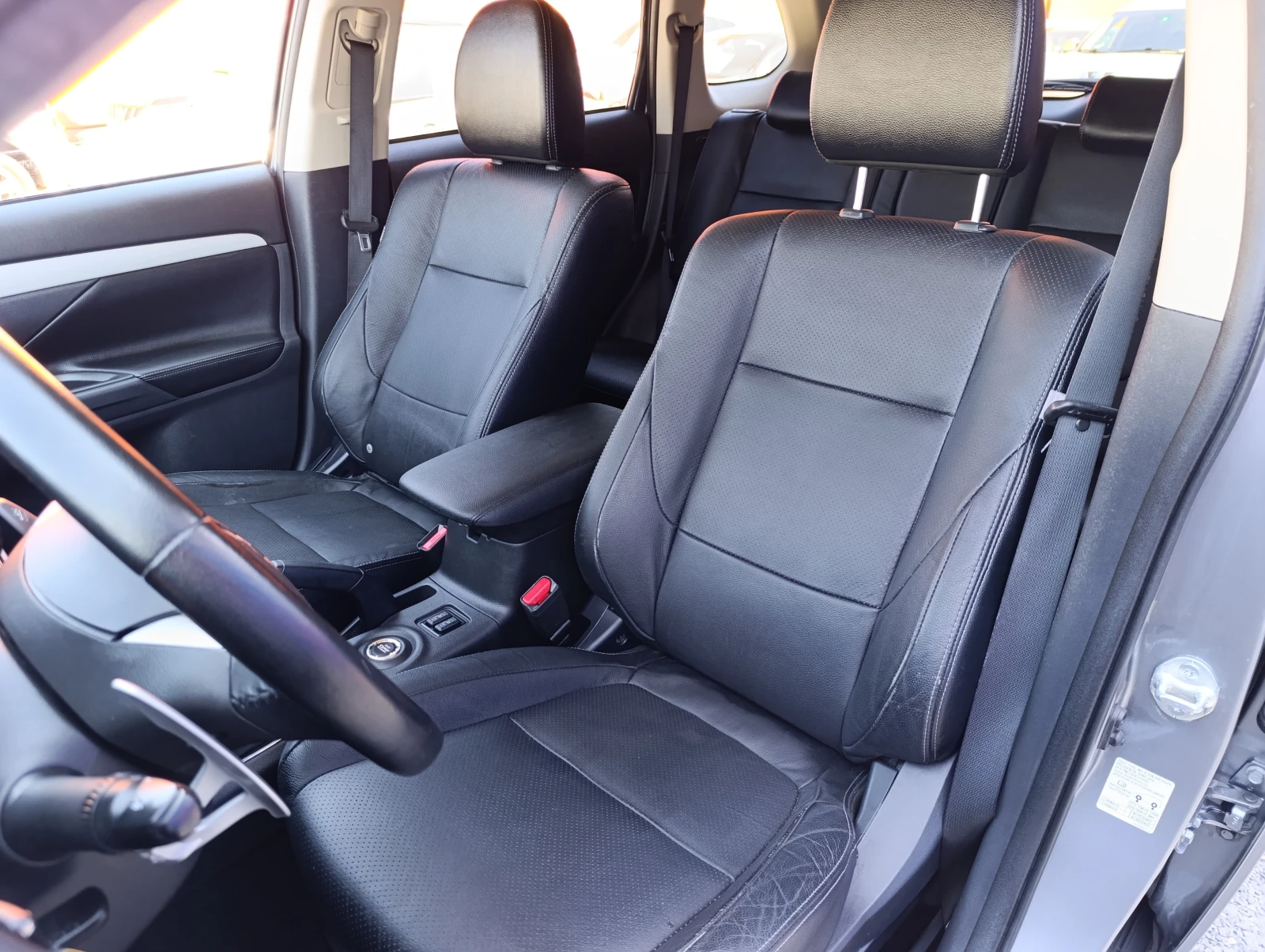 Mitsubishi Outlander PHEV 2.0 EV - изображение 9