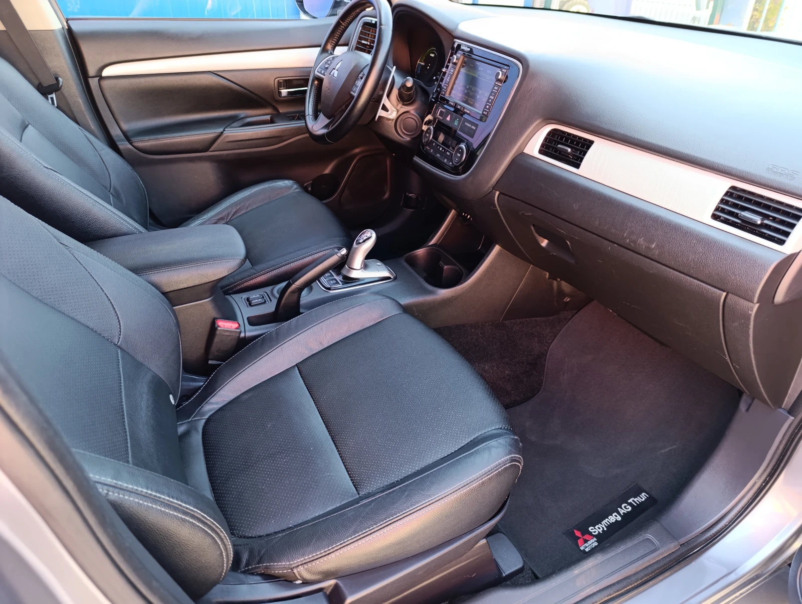 Mitsubishi Outlander PHEV  | Mobile.bg   14