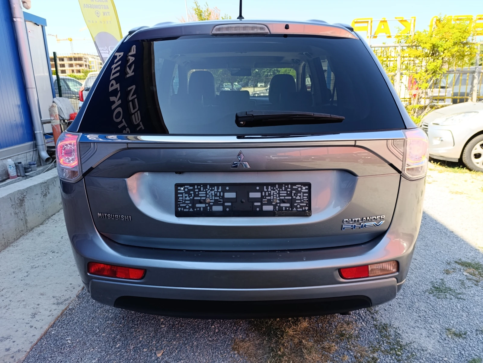 Mitsubishi Outlander PHEV  | Mobile.bg   13