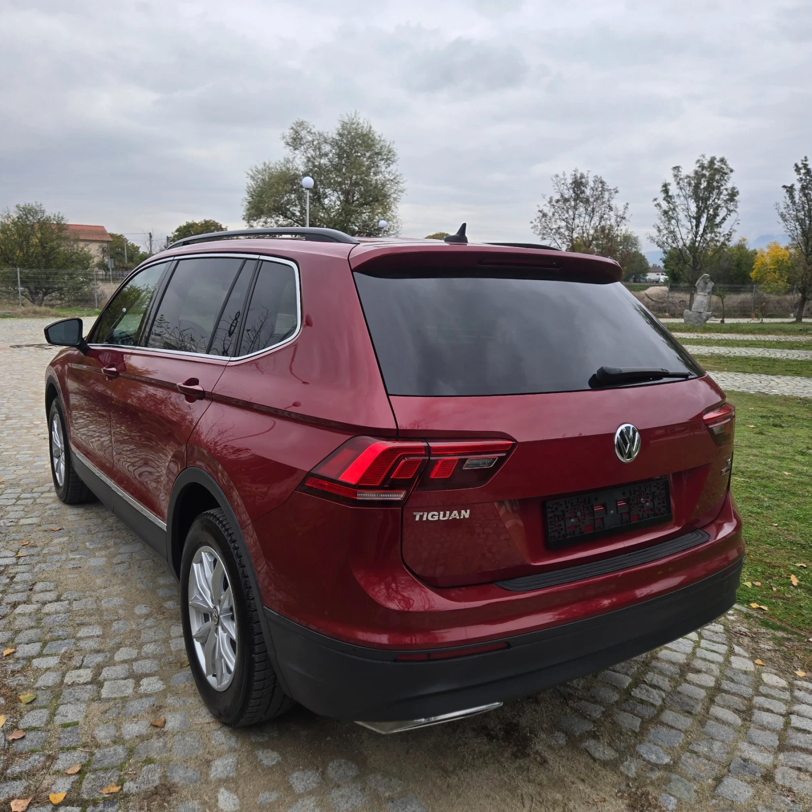 VW Tiguan ALLSPACE, 4X4, 2.0L, TSI | Mobile.bg   8