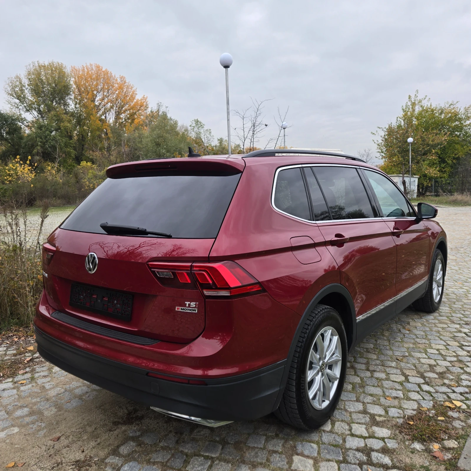 VW Tiguan ALLSPACE, 4X4, 2.0L, TSI | Mobile.bg   6