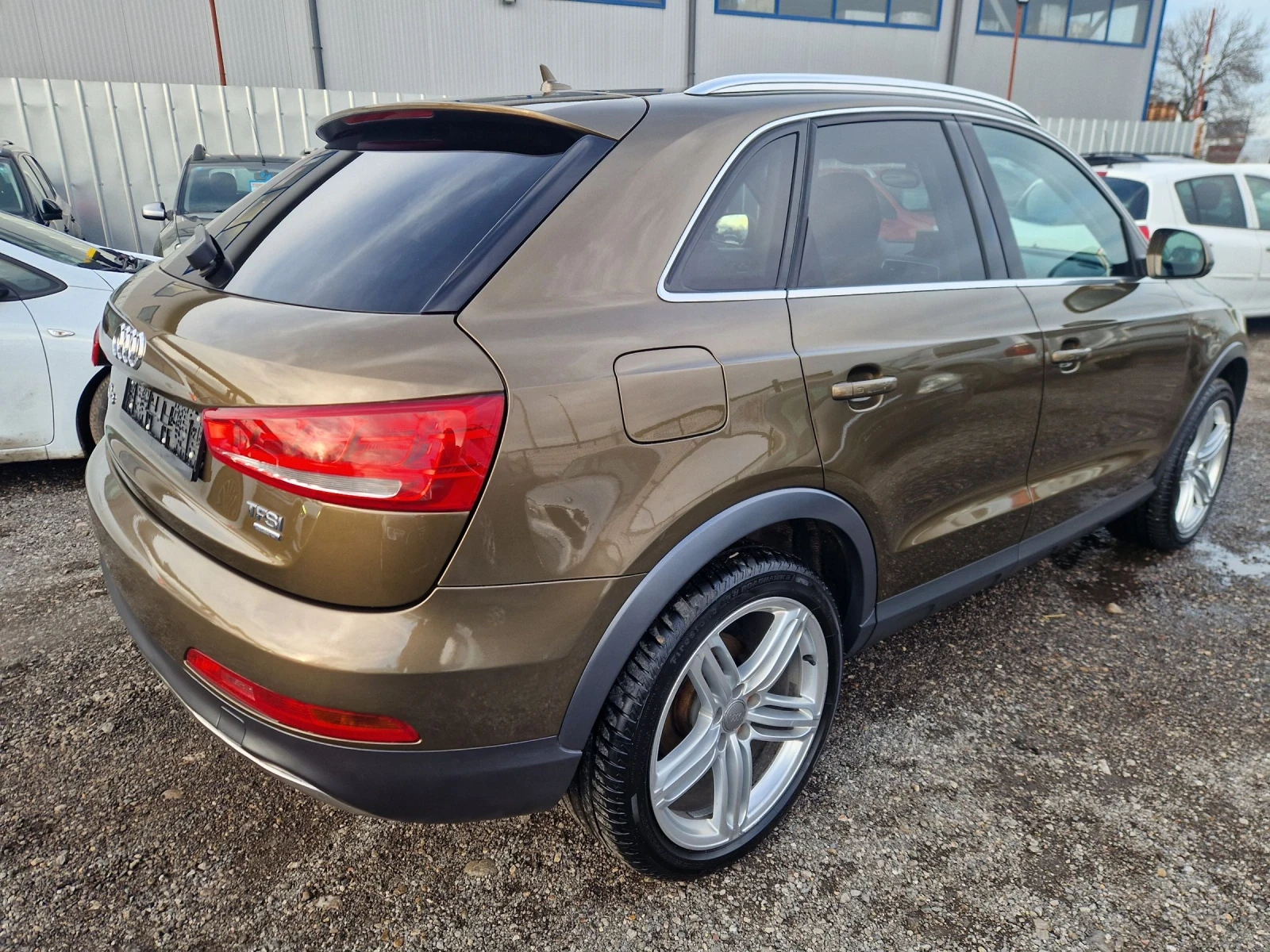 Audi Q3 2.0TFSI 170HP.4X4 ITALIA - изображение 8