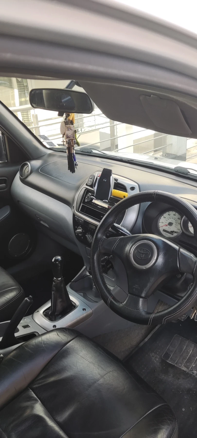 Toyota Rav4 | Mobile.bg � ����������� 12