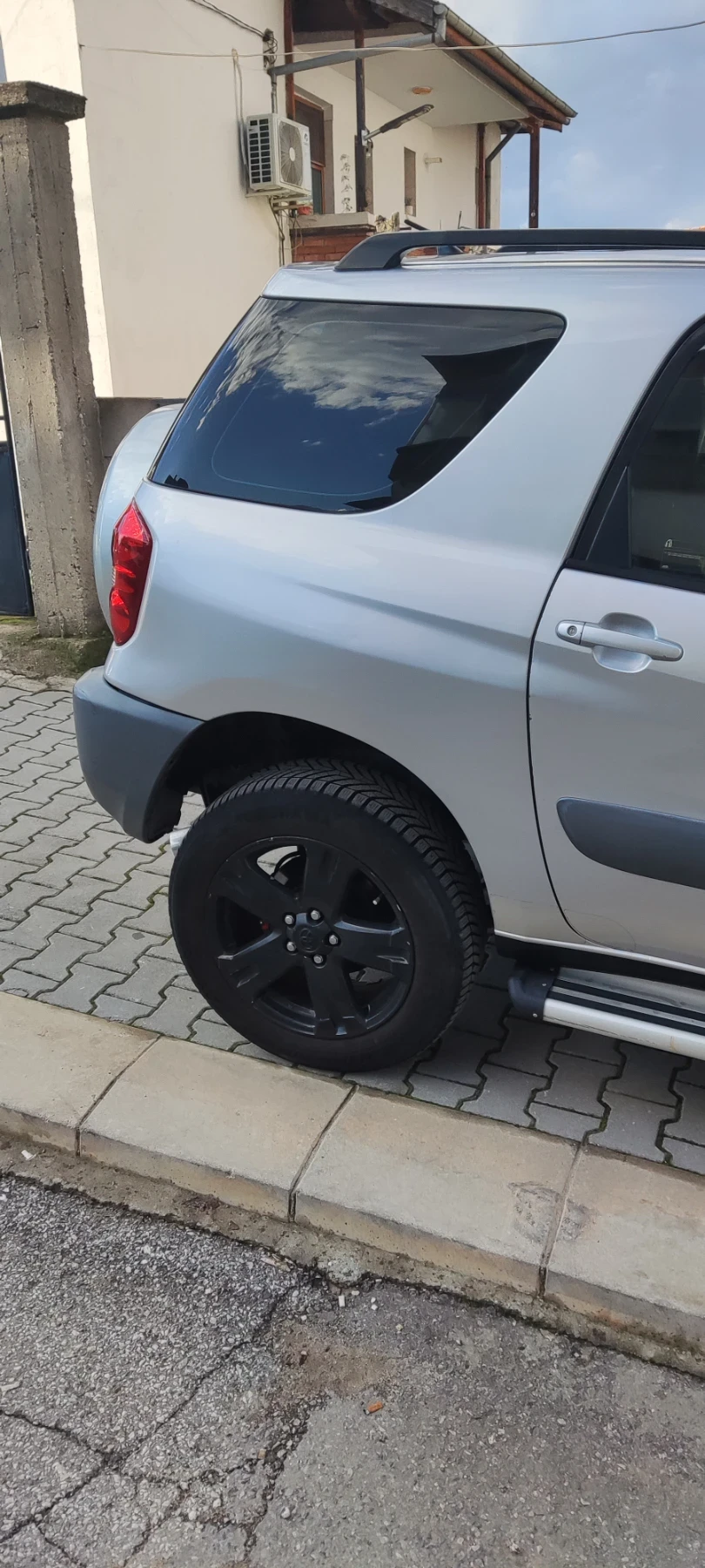 Toyota Rav4  - изображение 4