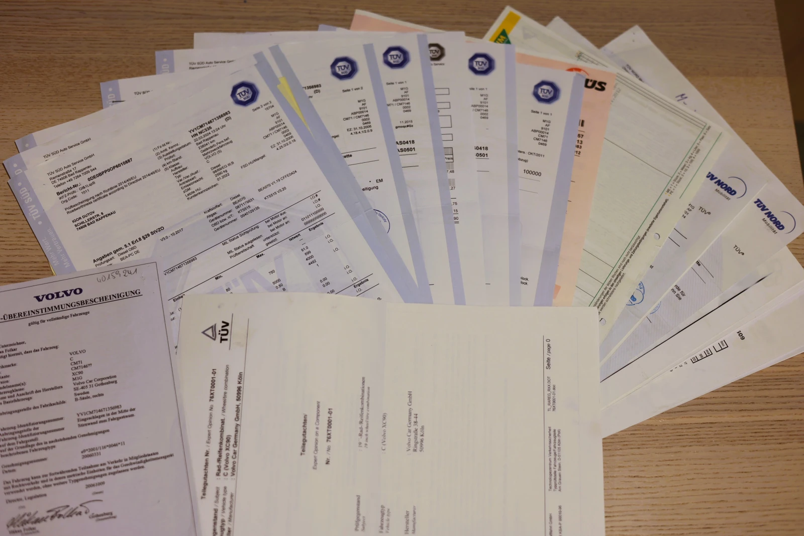 Volvo Xc90 D5, снимка 11 - Автомобили и джипове - 54223270