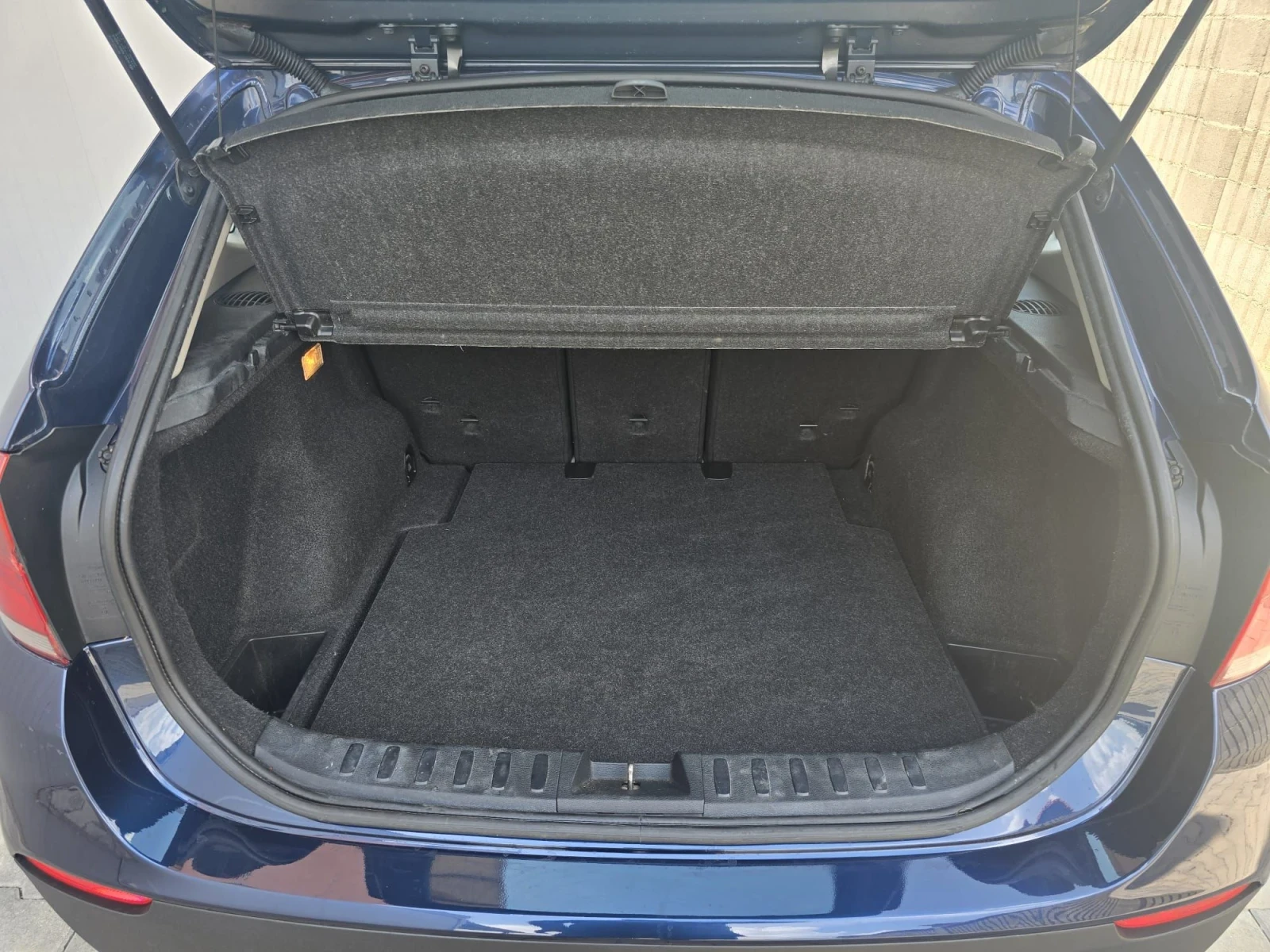 BMW X1 2.0D 18D x.drive, снимка 12 - Автомобили и джипове - 54795615