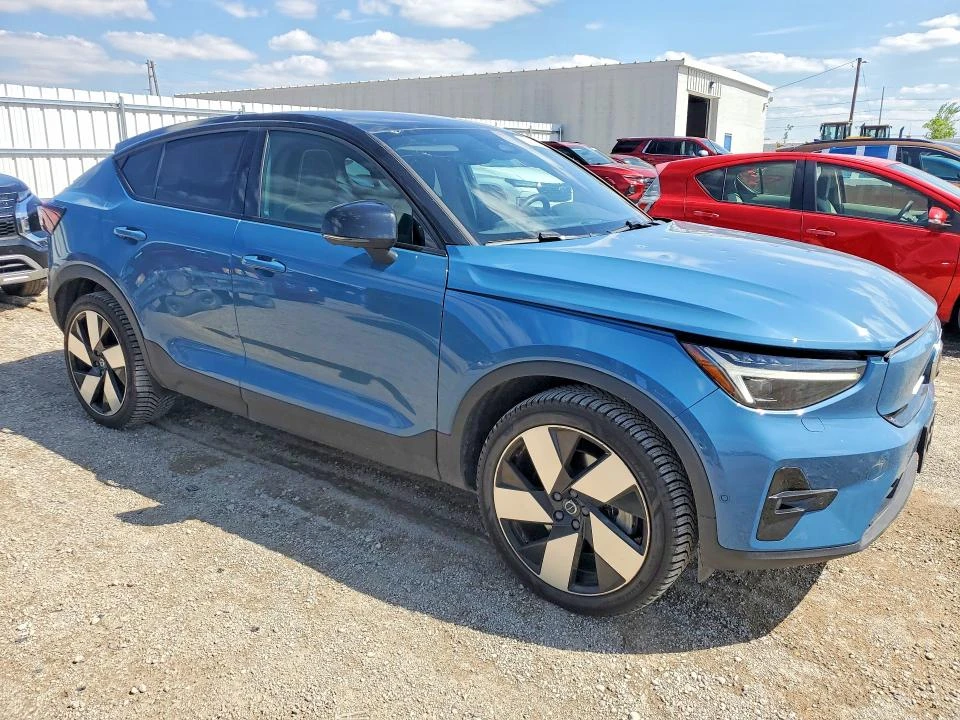 Volvo XC40 RECHARGE ULTIMATE, снимка 4 - Автомобили и джипове - 54970393