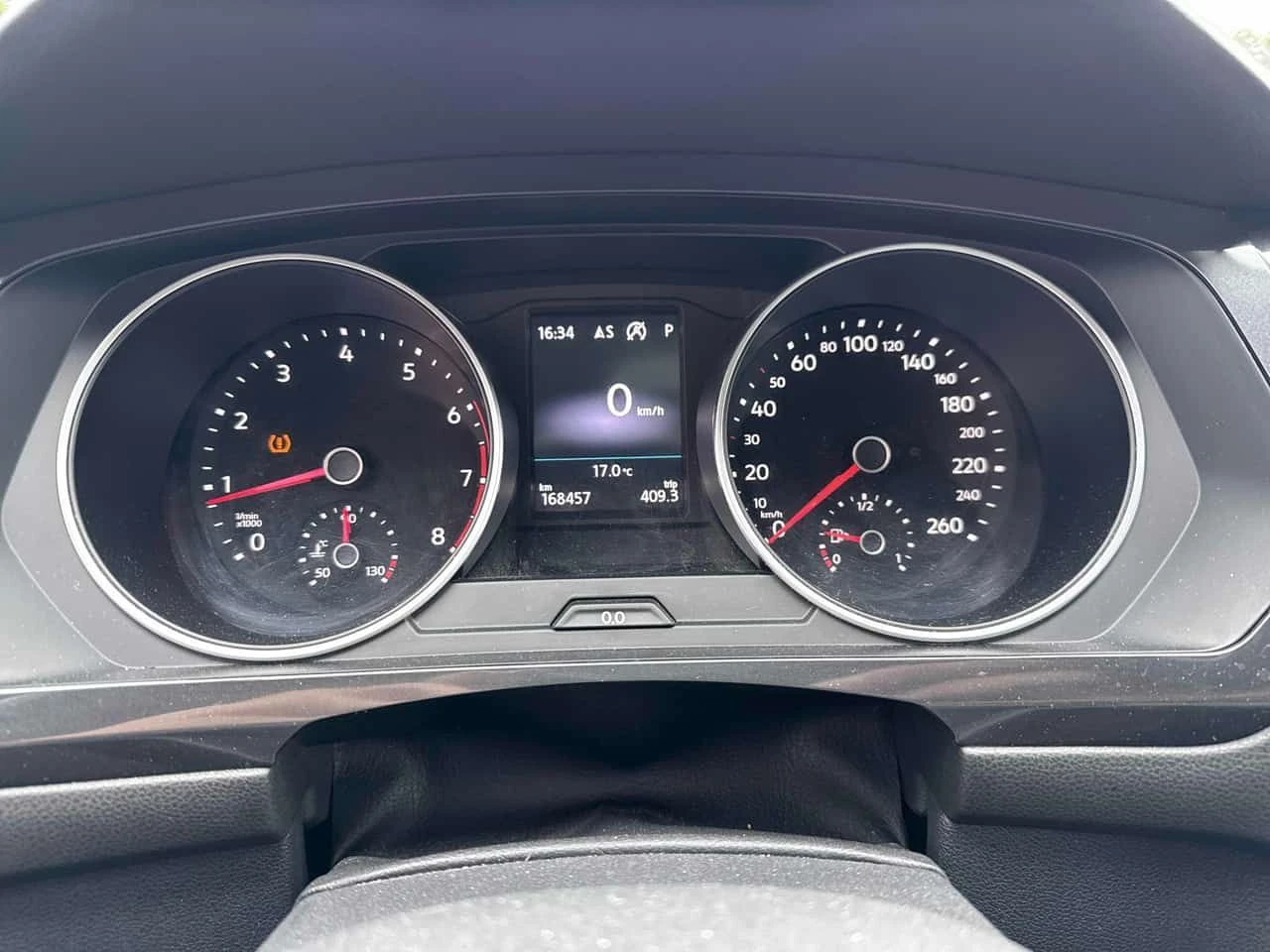 VW Tiguan * Comfortline * , снимка 8 - Автомобили и джипове - 55031451