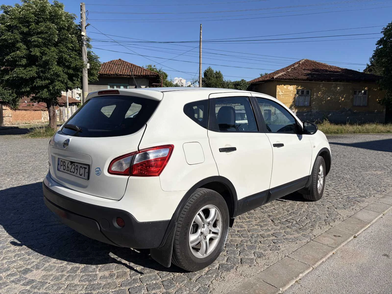 Nissan Qashqai, снимка 8 - Автомобили и джипове - 55212873