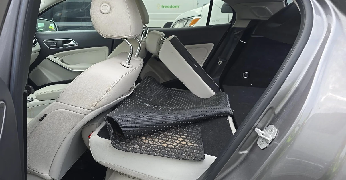 Mercedes-Benz GLA 250 4Matic * AMG Sport Package, снимка 11 - Автомобили и джипове - 55276945