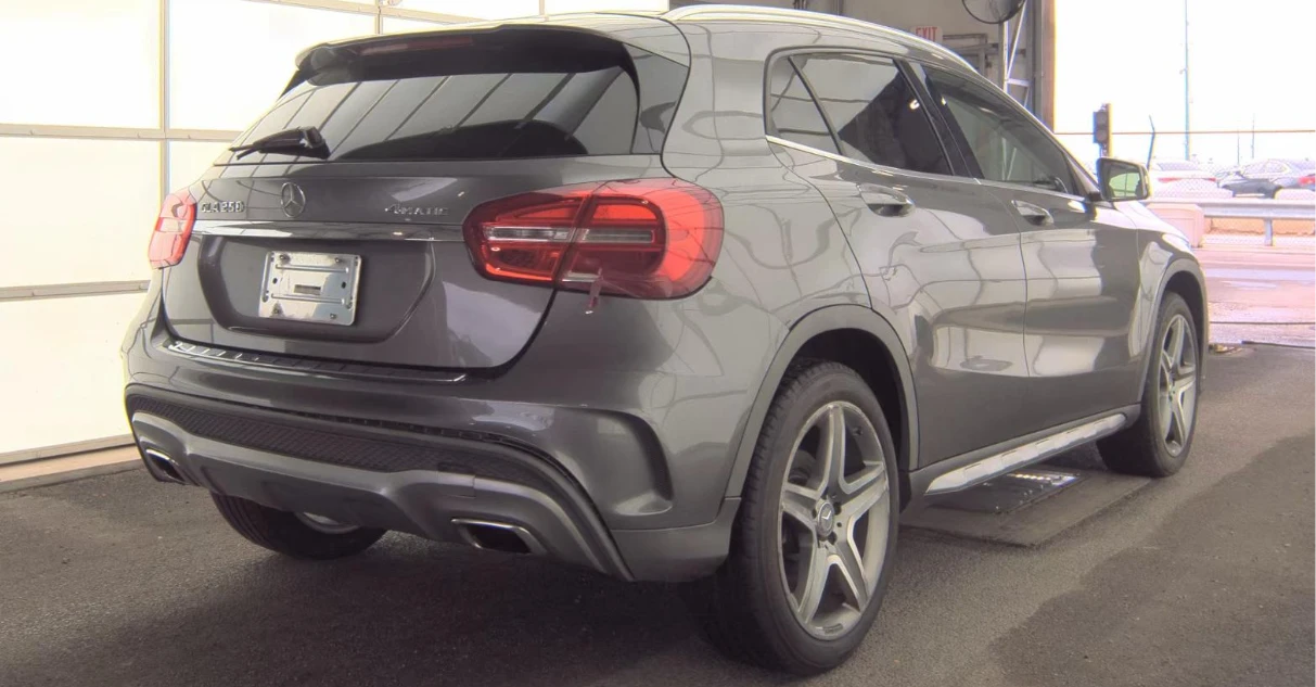 Mercedes-Benz GLA 250 4Matic * AMG Sport Package, снимка 6 - Автомобили и джипове - 55276945