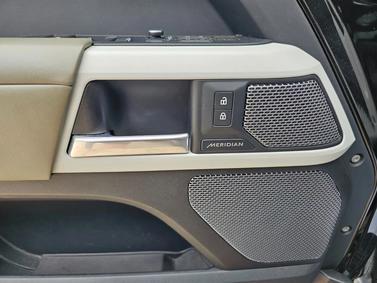 Land Rover Discovery Sport 110 X-Dynamic HSE 3.0, снимка 13 - Автомобили и джипове - 55777622