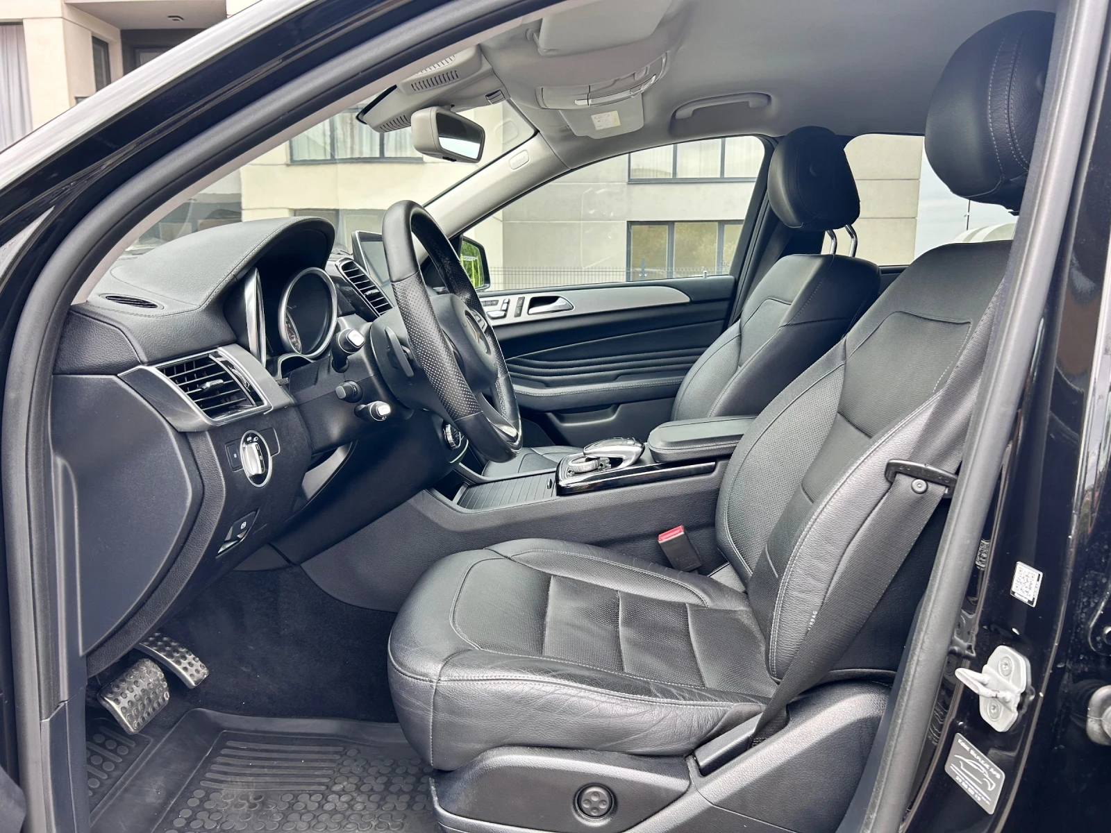 Mercedes-Benz GLE 350 350/AMG line , снимка 7 - Автомобили и джипове - 56277271