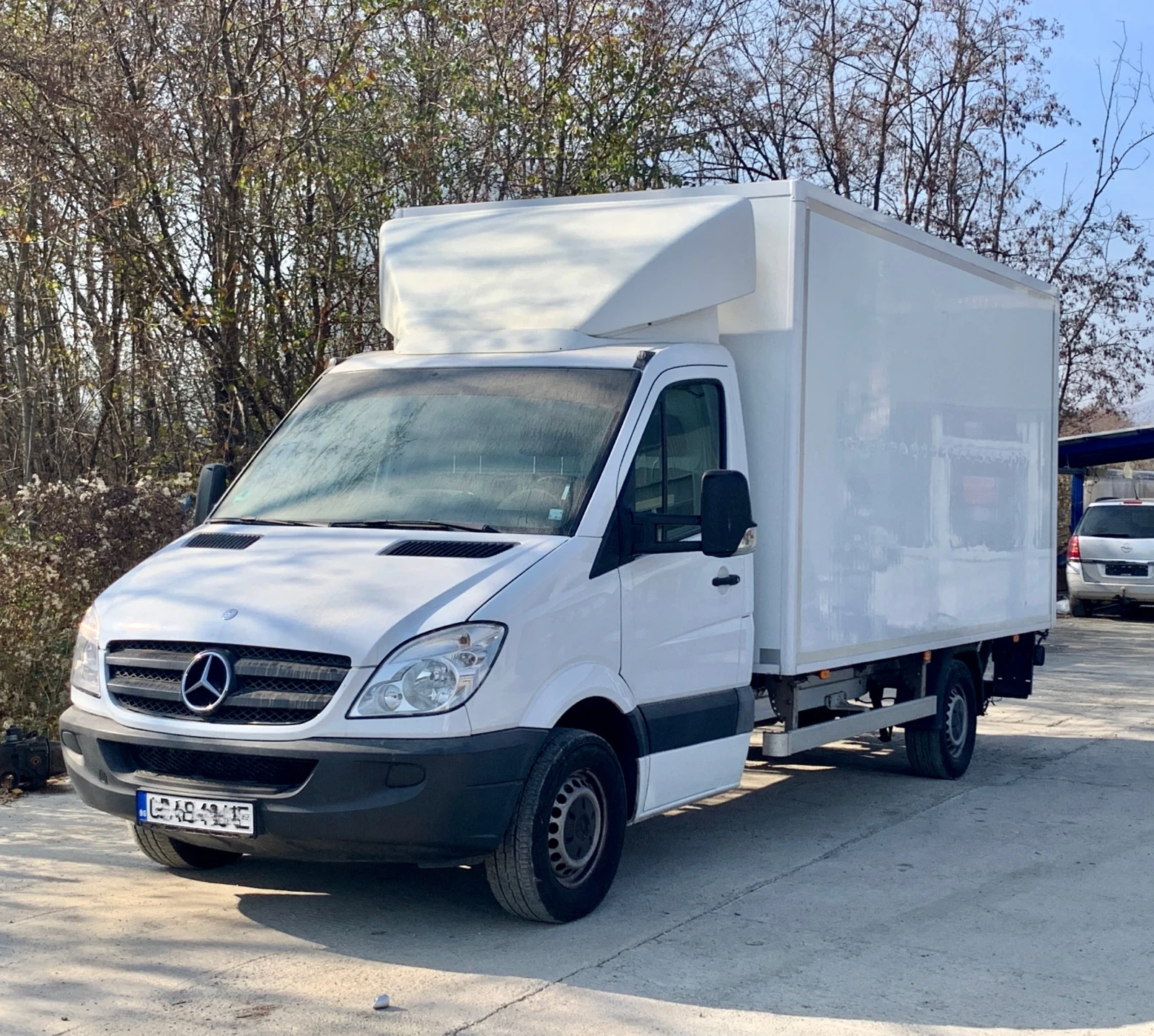 Mercedes-Benz Sprinter 316CDI-163кс-ПАДАЩ БОРД-КЛИМАТИК-НАВИГАЦИЯ - изображение 2