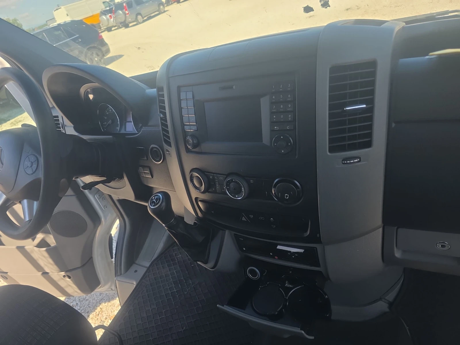 Mercedes-Benz Sprinter 516 160кс тристранен - изображение 8