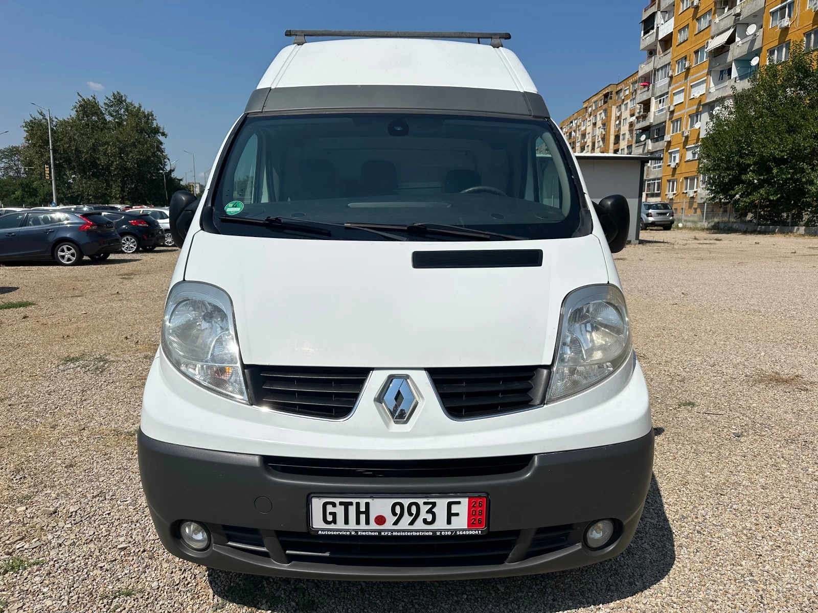 Renault Trafic 2.0 dci, снимка 2 - Бусове и автобуси - 55610265