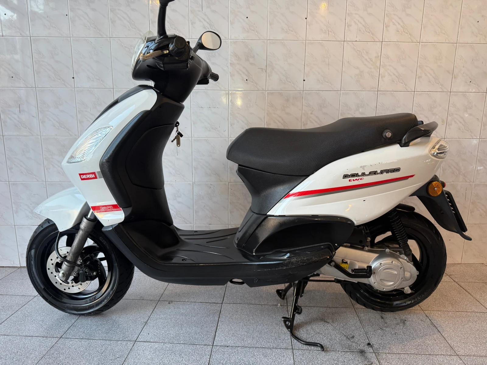 Derbi 50 Boulevard - изображение 2