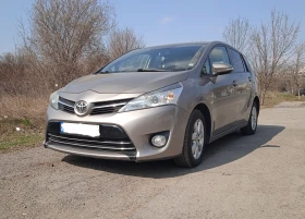 Toyota Verso, снимка 1