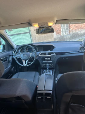 Mercedes-Benz C 180, снимка 4