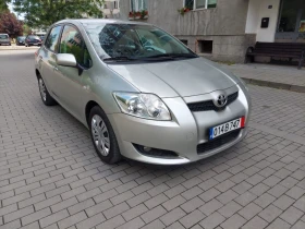 Toyota Auris 1.4, снимка 1