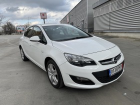 Opel Astra 1.4T Elective* * LPG , снимка 3 - Автомобили и джипове - 44673136