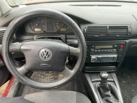 VW Passat, снимка 8 - Автомобили и джипове - 45253843