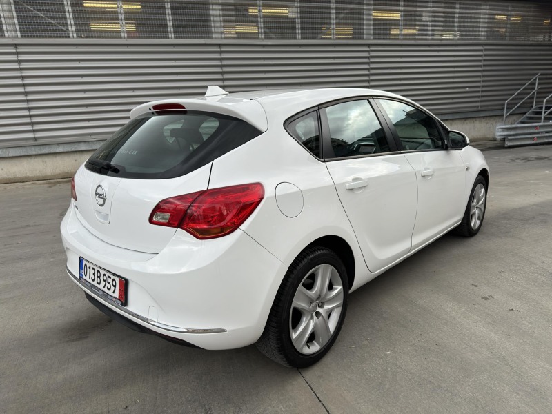 Opel Astra 1.4T Elective* * LPG , снимка 5 - Автомобили и джипове - 44673136