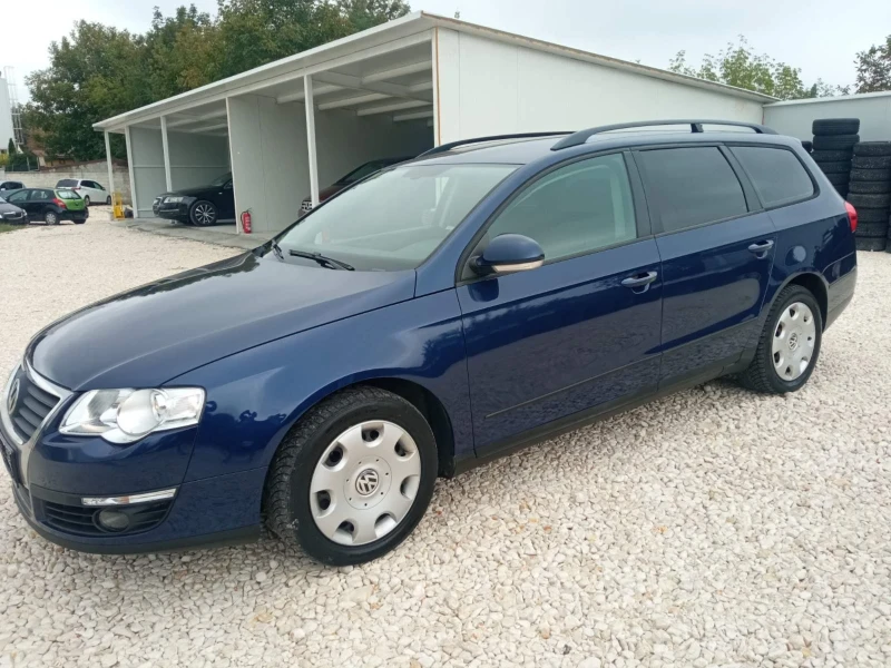 VW Passat 1.6, снимка 4 - Автомобили и джипове - 47426732