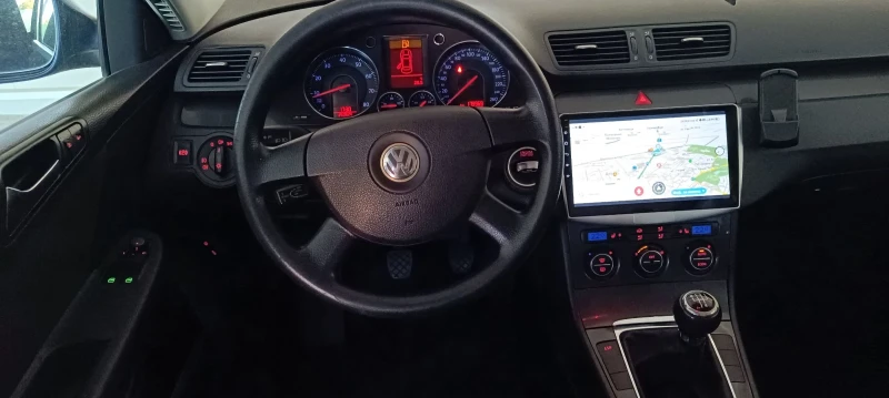 VW Passat 1.6 -- 102кс, снимка 12 - Автомобили и джипове - 48014953