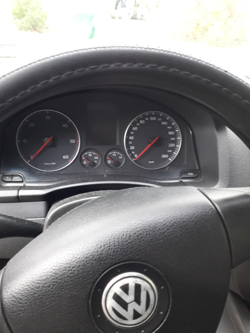 VW Golf, снимка 8 - Автомобили и джипове - 48335066