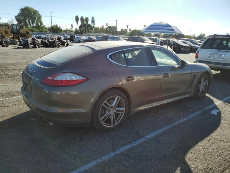 Porsche Panamera, снимка 6 - Автомобили и джипове - 48380297