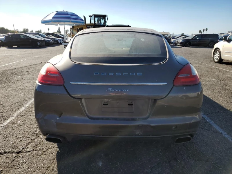 Porsche Panamera, снимка 5 - Автомобили и джипове - 48380297