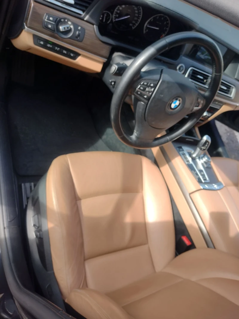 BMW 740 БМВ 740i, снимка 13 - Автомобили и джипове - 49244639