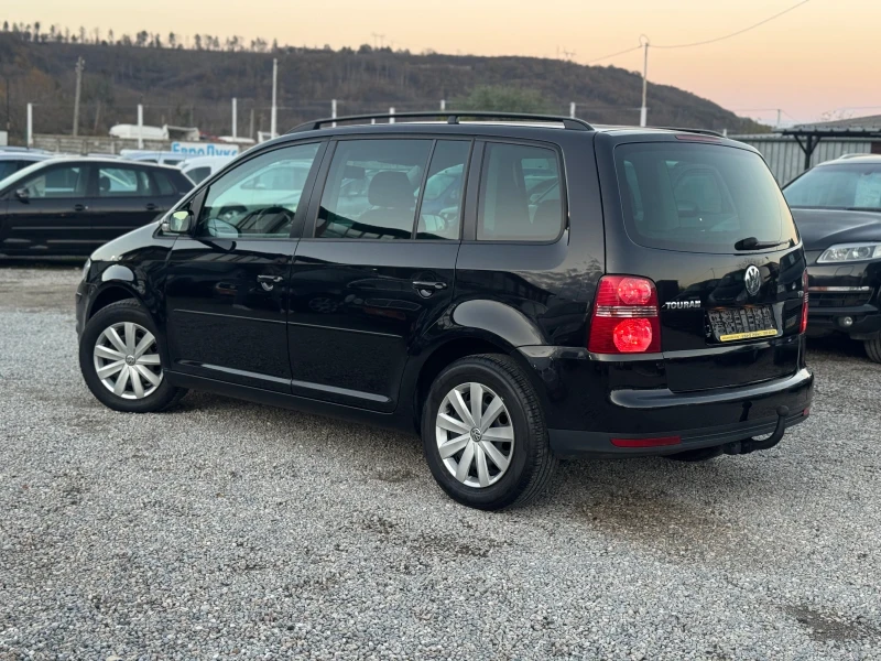 VW Touran 1.9TDI 105кс 6с 7-места FaceLift, снимка 8 - Автомобили и джипове - 52632358
