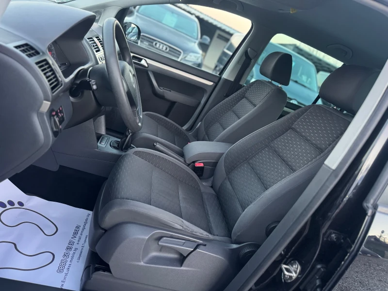 VW Touran 1.9TDI 105кс 6с 7-места FaceLift, снимка 11 - Автомобили и джипове - 52632358