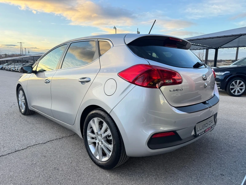 Kia Ceed 1.6D-АВТОМАТИК-KEYLESS-NAVI-CAMERA-LANE ASSIST, снимка 3 - Автомобили и джипове - 53456471