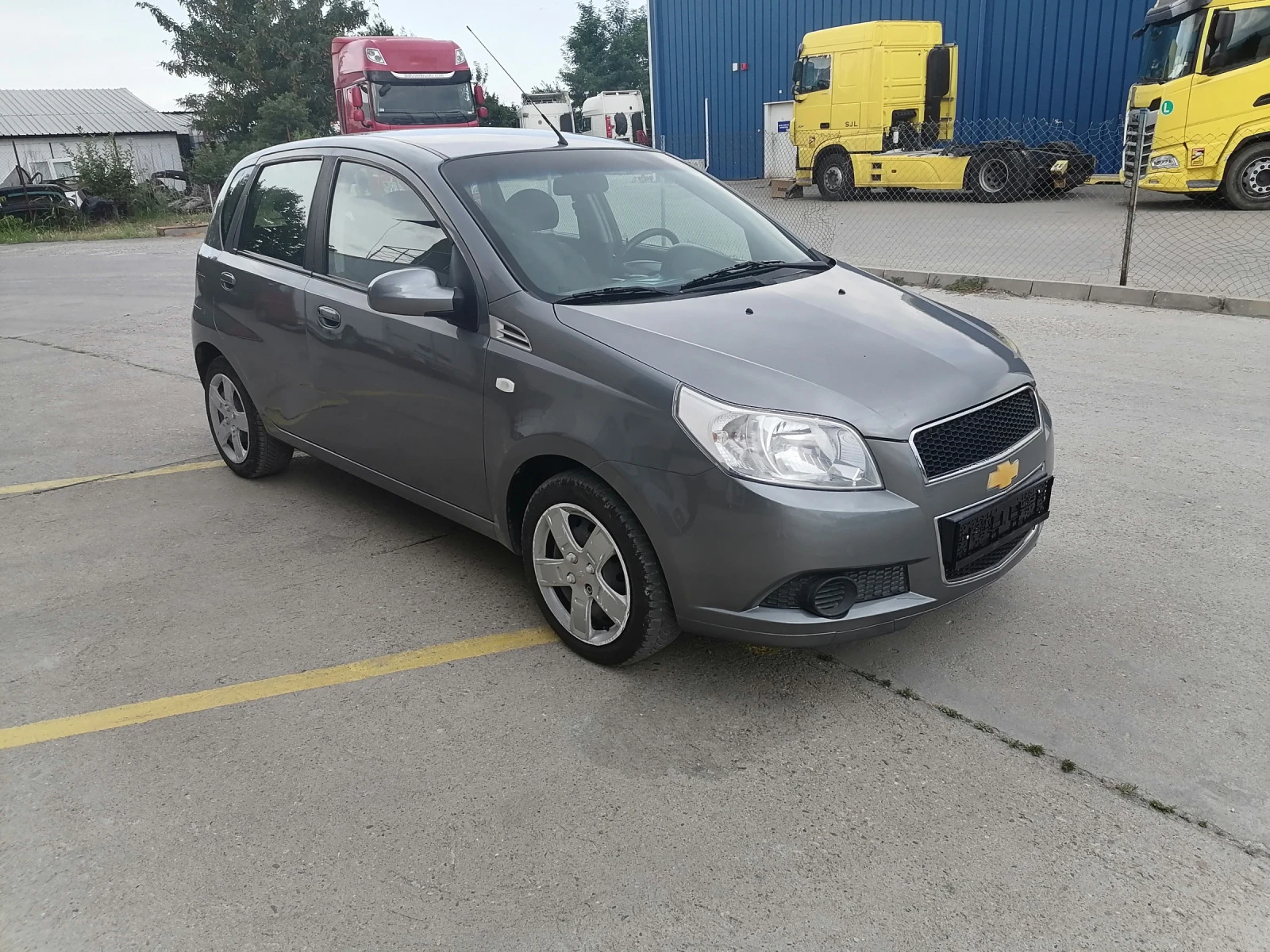 Chevrolet Aveo  - изображение 8