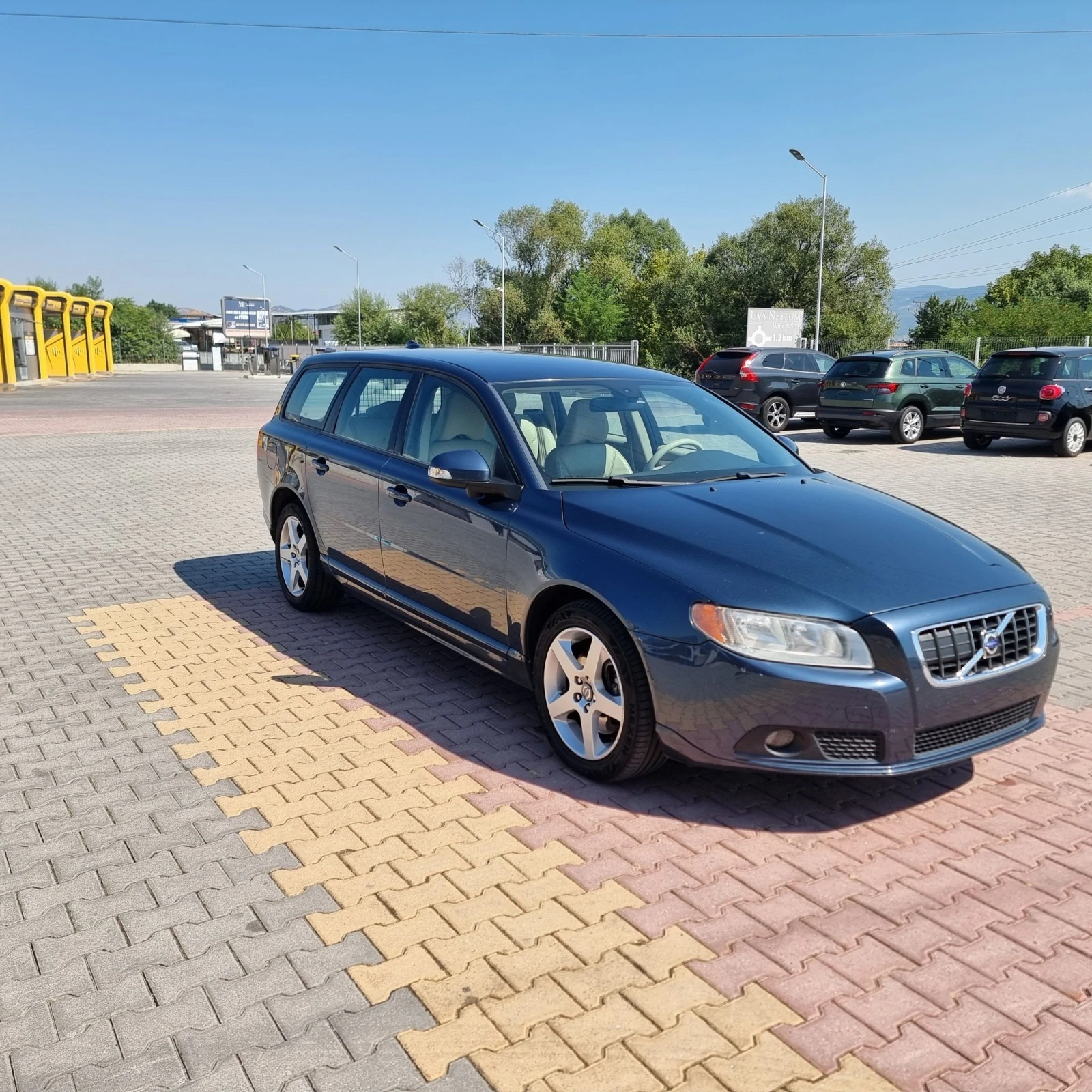 Volvo V70 2.4 D5 АВТОМАТИК - изображение 7