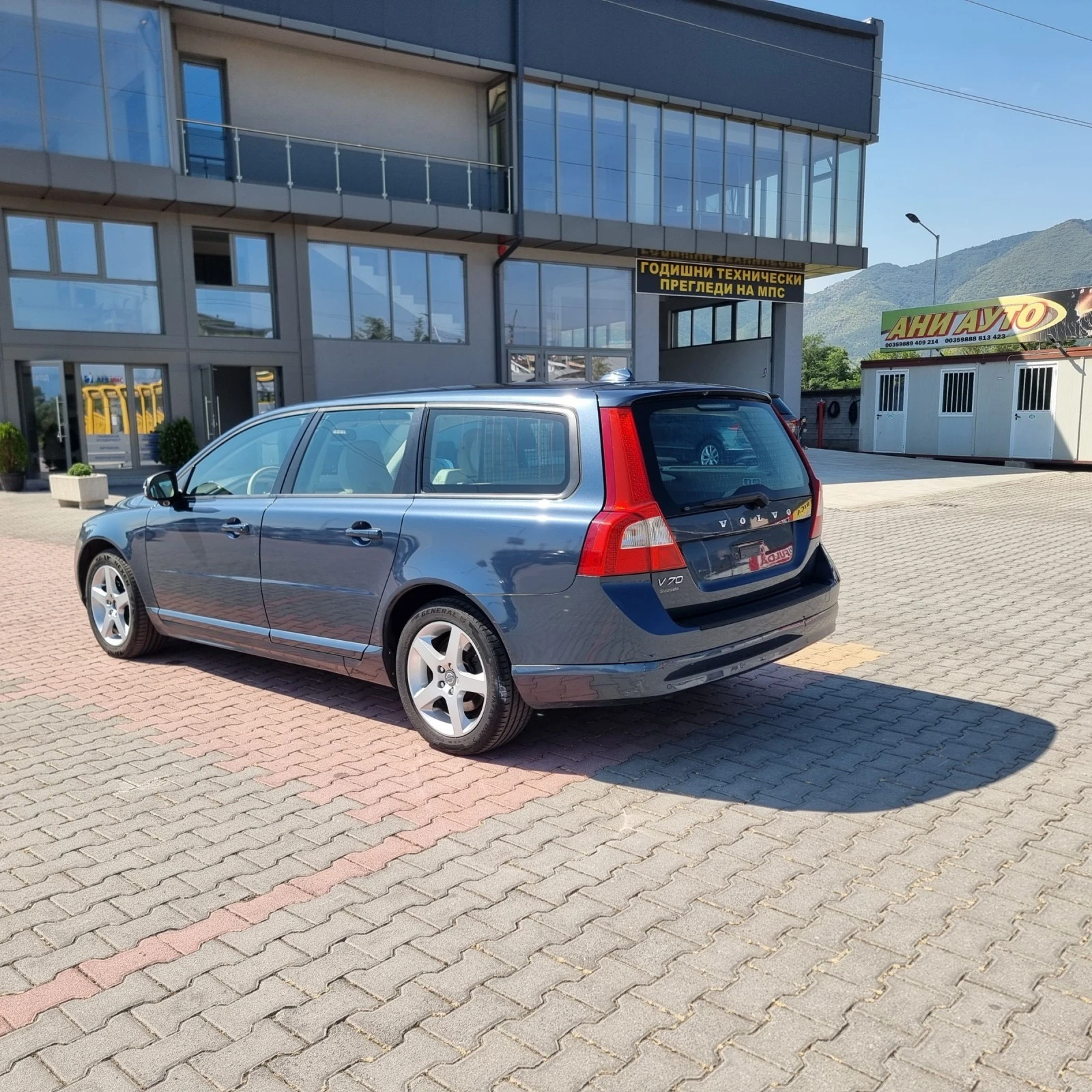 Volvo V70 2.4 D5 АВТОМАТИК - изображение 3