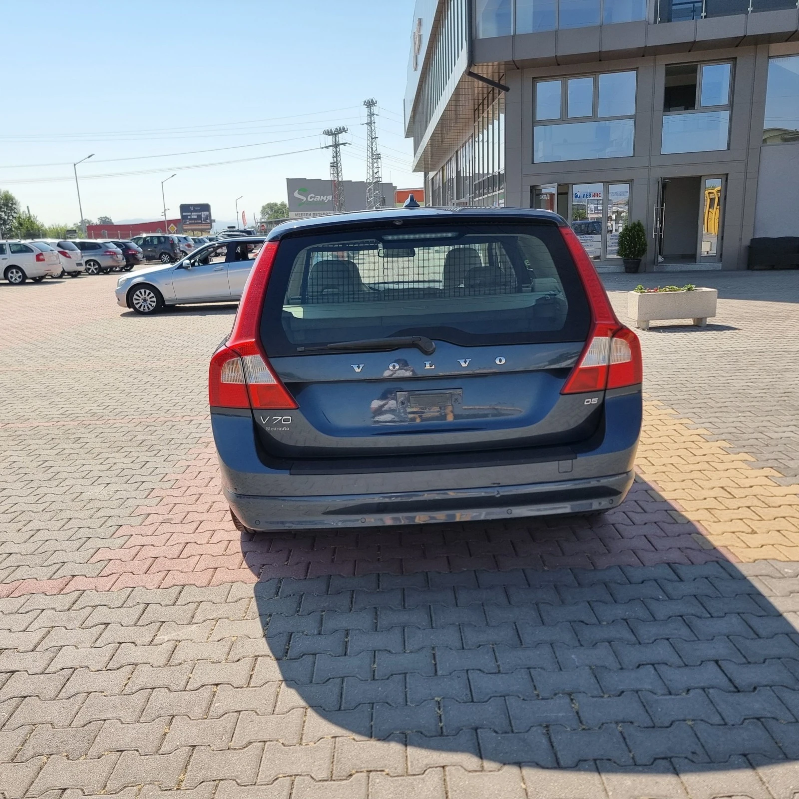 Volvo V70 2.4 D5 АВТОМАТИК - изображение 4